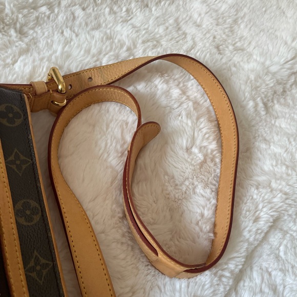 Louis Vuitton Hudson GM - Picture 5 of 10